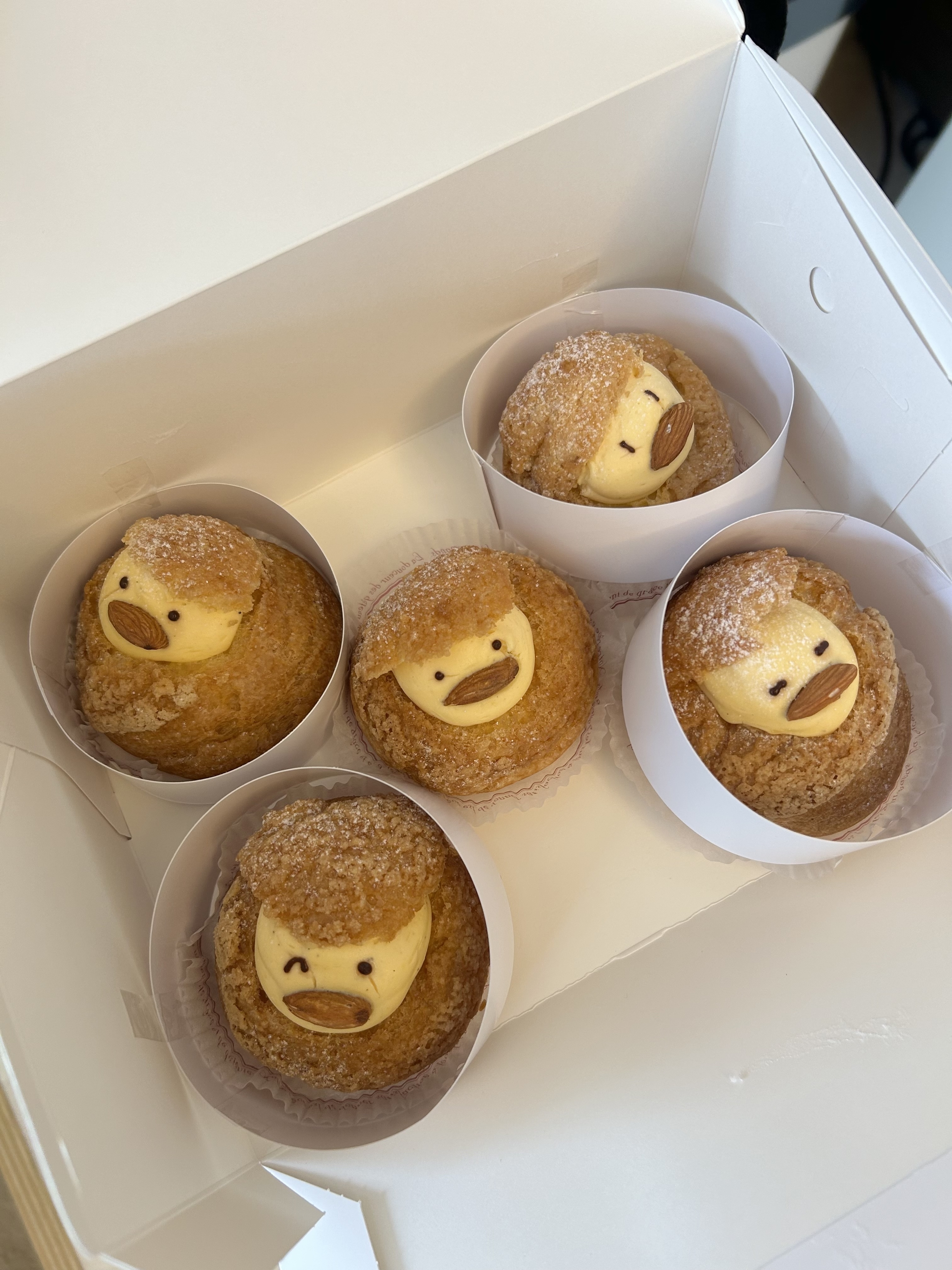 シュークリーム